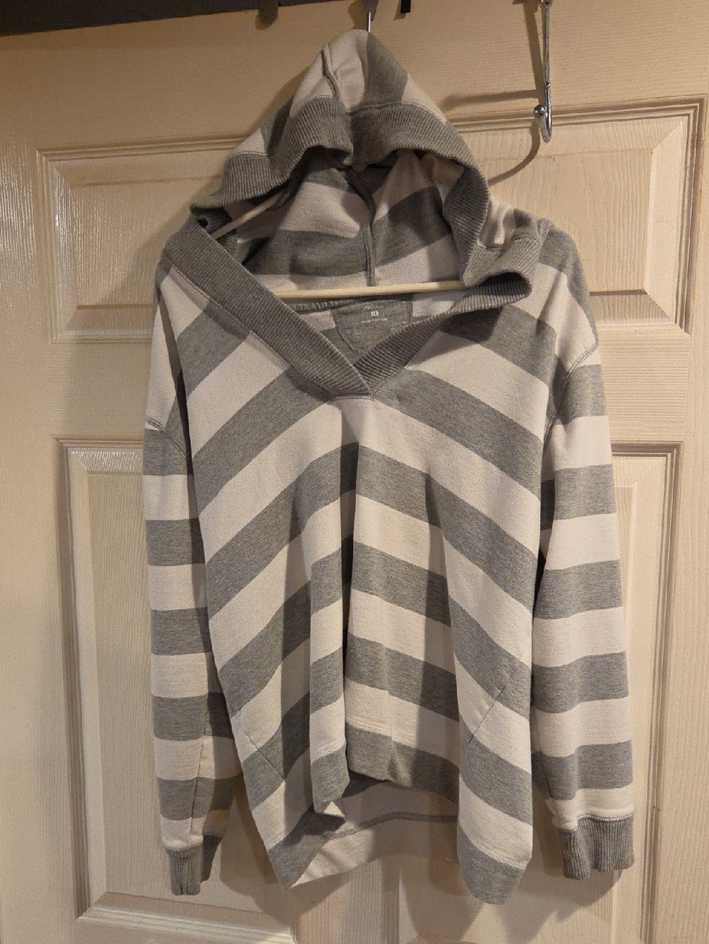 Striped Hooded Pullover Sweatshirt - Gray & White